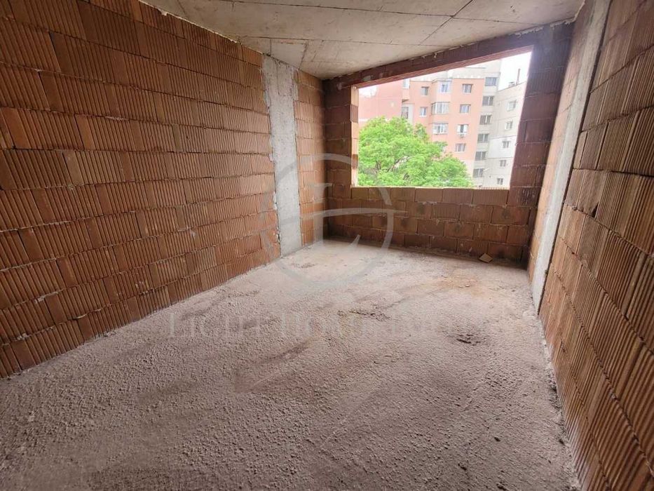 Продава се Четиристаен апартамент в Пловдив, Тракия - 139 кв.м за 1154 €/кв.м - Снимка #6