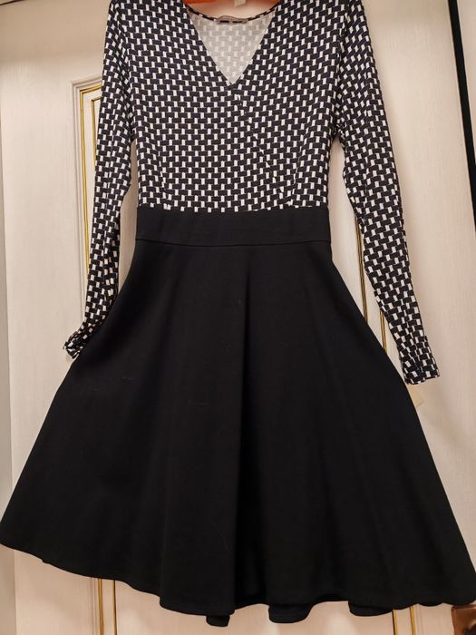 Рокля, обличана един път.