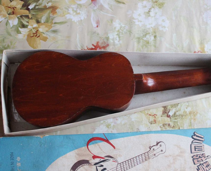 Укулеле китайско Vintage Ukulele Skylark
