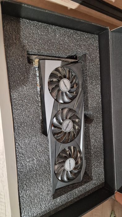 Gigabyte 3060 OC 12gb