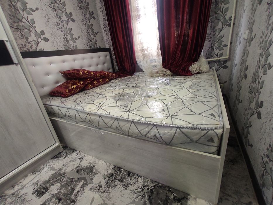 Шкаф, 2 спальный кровать, трюмо