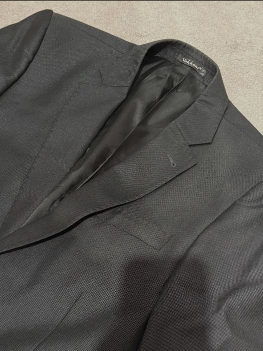 Мужской классический костюм