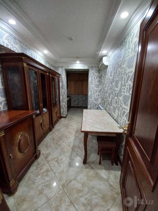 Продается Нежилое помещение 100 м2, Алайский, Ц-4