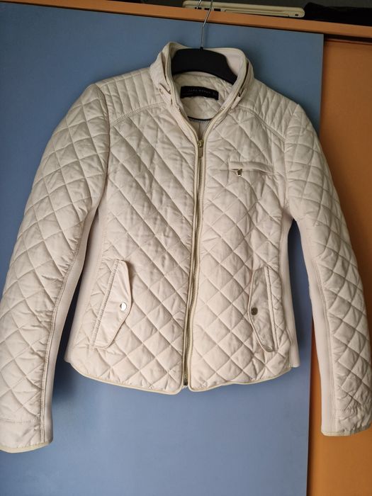 Дамско преходно яке Zara