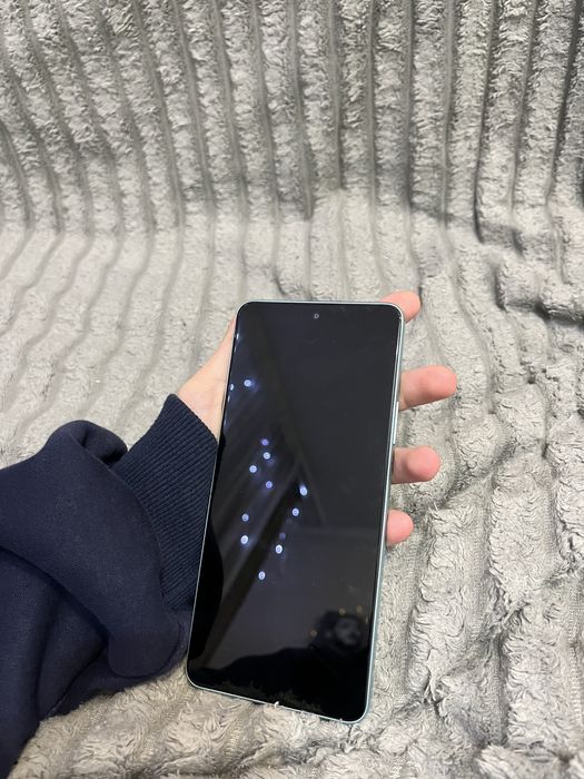 продаю Huawei nova11i