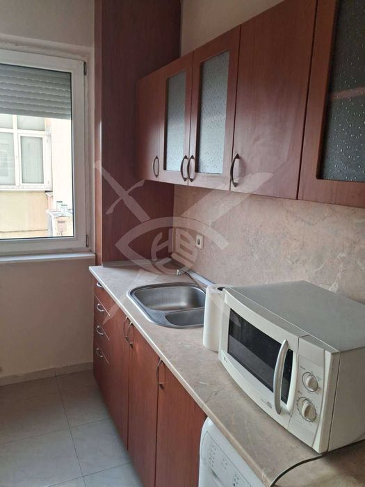 Дава се под наем Тристаен апартамент в Пловдив, Кършияка - 70 кв.м за 498.27 € - Снимка #4