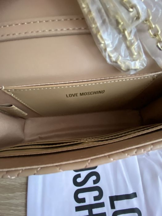 Love Moschino нова оригинална чантичка