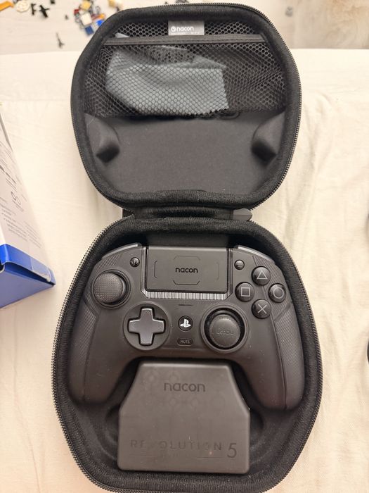 Nacon Revolution 5 Pro