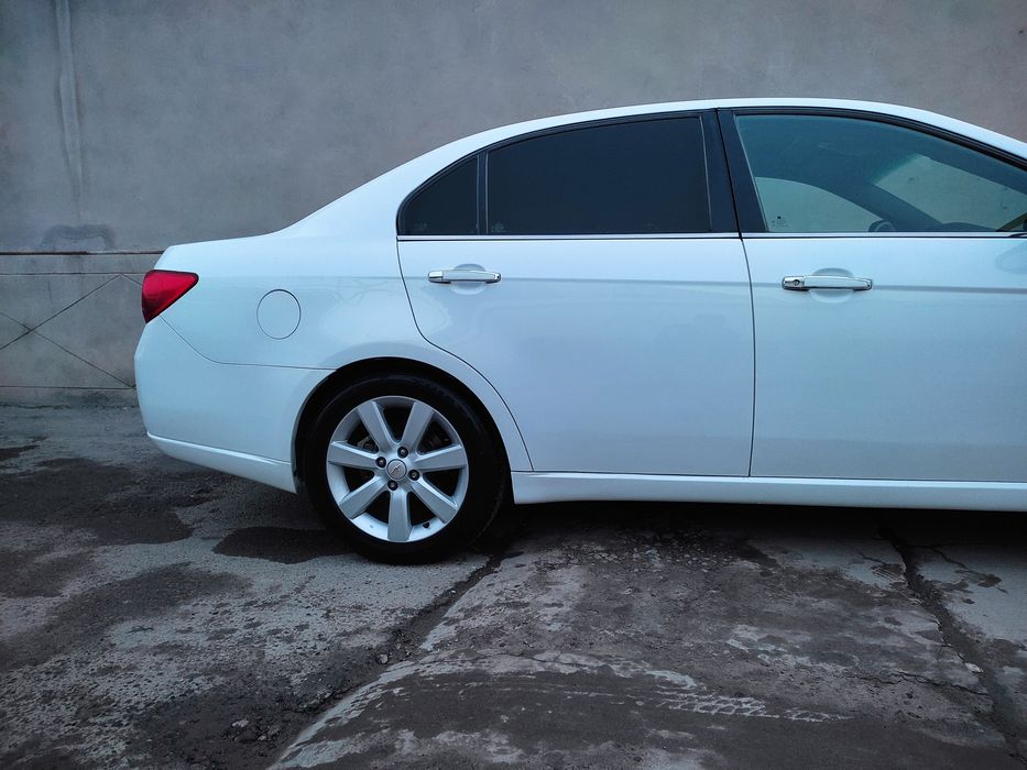 Продается эпика шевроле