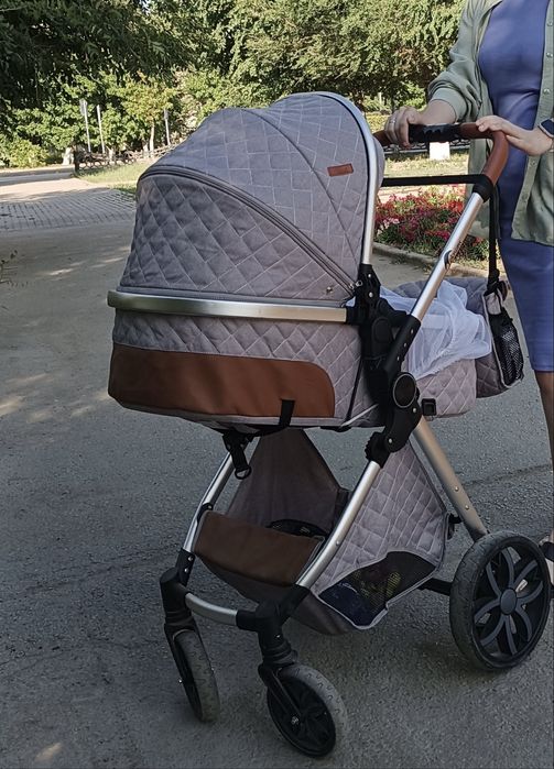 Коляска детская до 1-1,5 лет