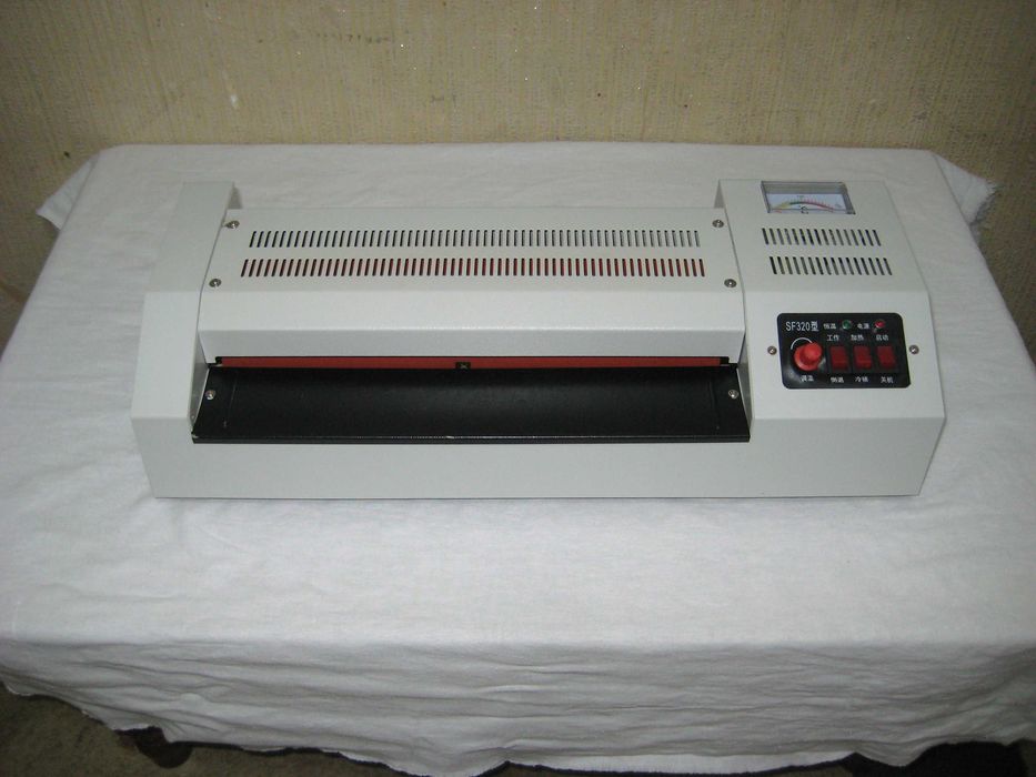 Ламинатор аппарат  А3-4 металлический оригинал 100% почти новым состоя