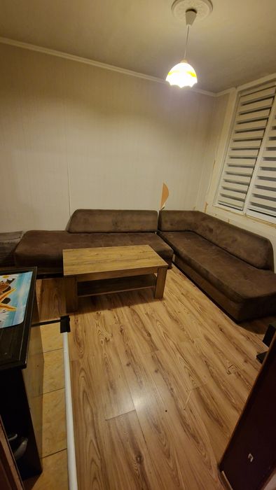 Дава се под наем Четиристаен апартамент в Търговище, Център - 105 кв.м за 249.9 € - Снимка #2