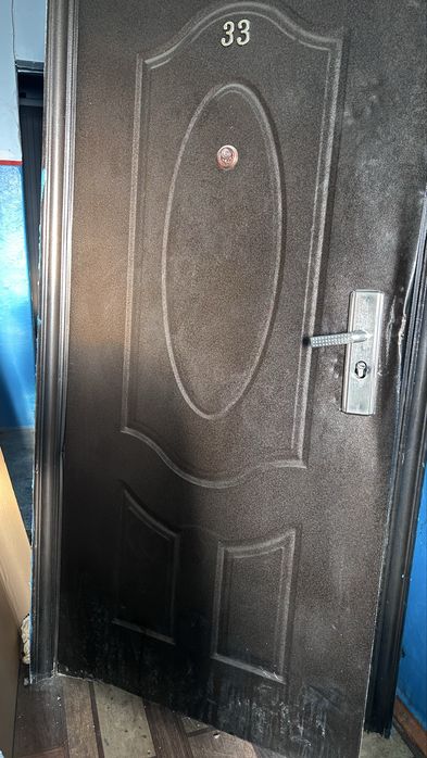 Дверь б/у, 5000тг