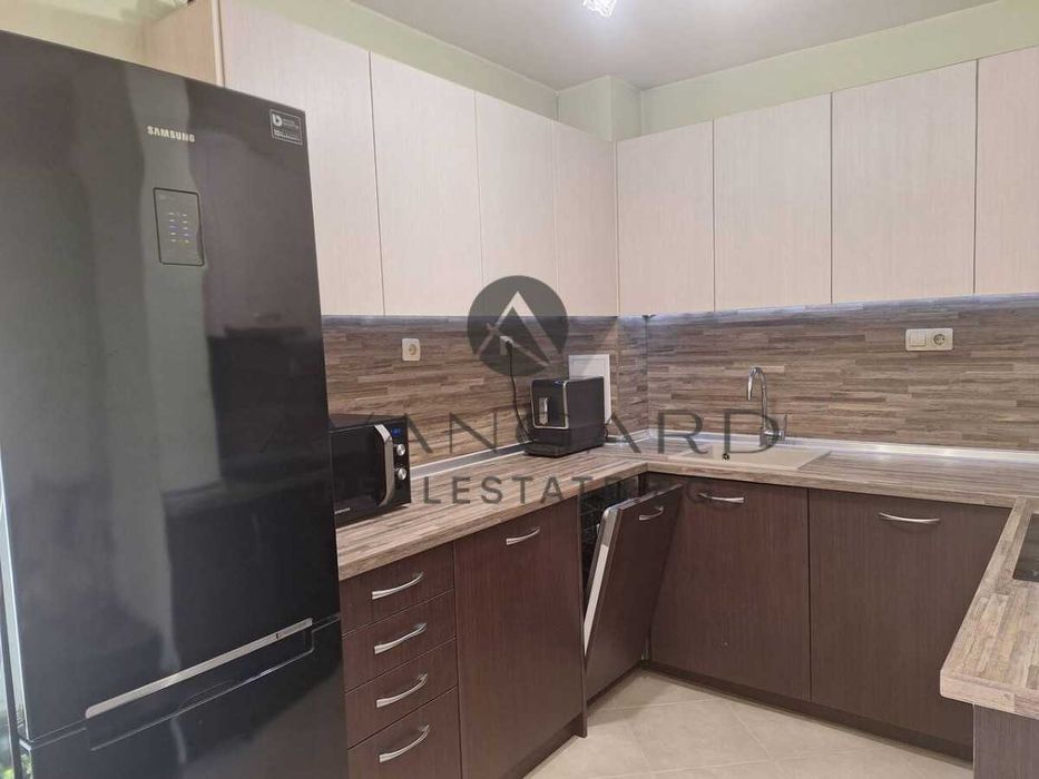 Продава се Двустаен апартамент в Пловдив, Кючук Париж - 74 кв.м за 1568 €/кв.м - Снимка #3