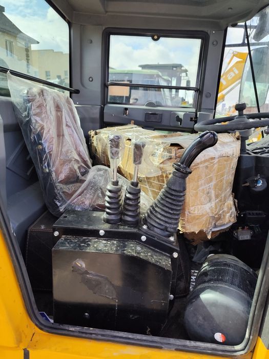 Погрузчик 930 новый без пробег 2026