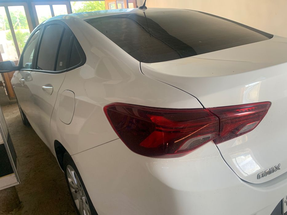 Chevrolet Onix 3LT MT – Oq rang (Summit White)