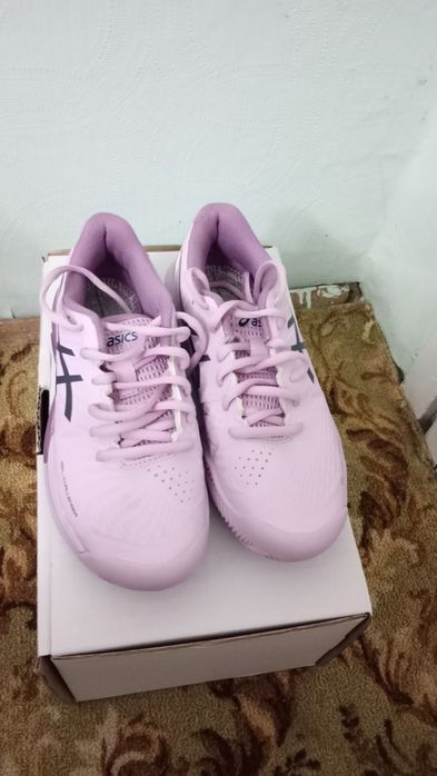 Маратонки за момиче