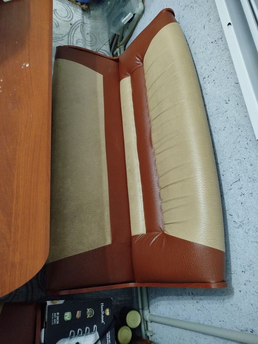 Кухонный уголок стол