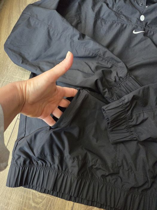 Geaca anti-vant unisex 158-170 cm nou Nike