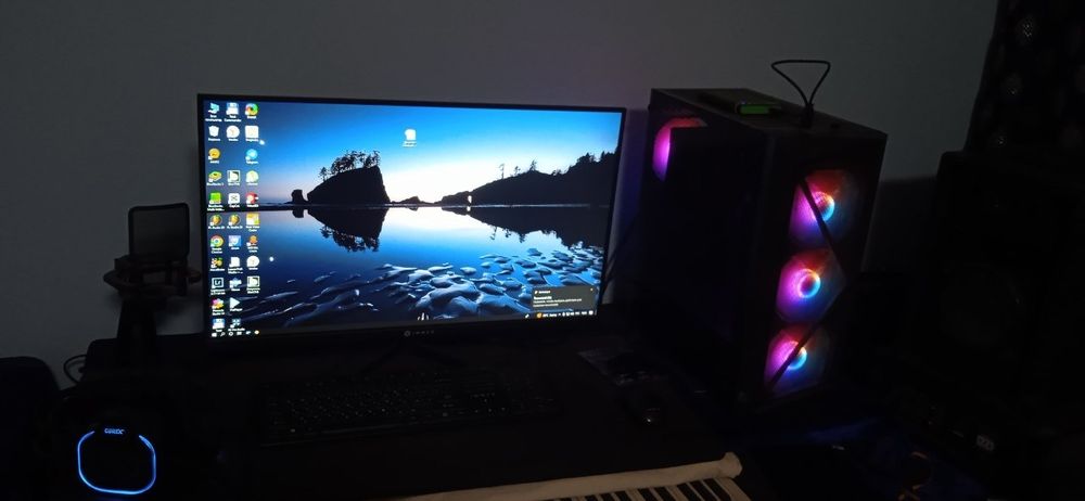 Igravoy Kampiyuter klvitura mishka naushnik qoʻshimcha xotira