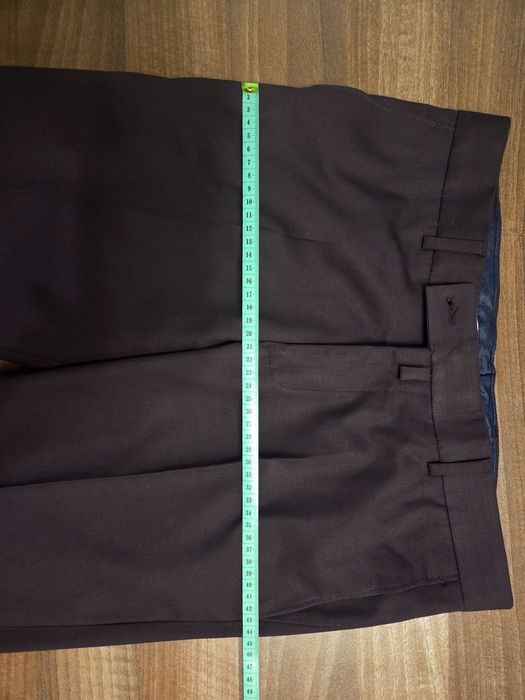 Costum barbati de culoare visinie