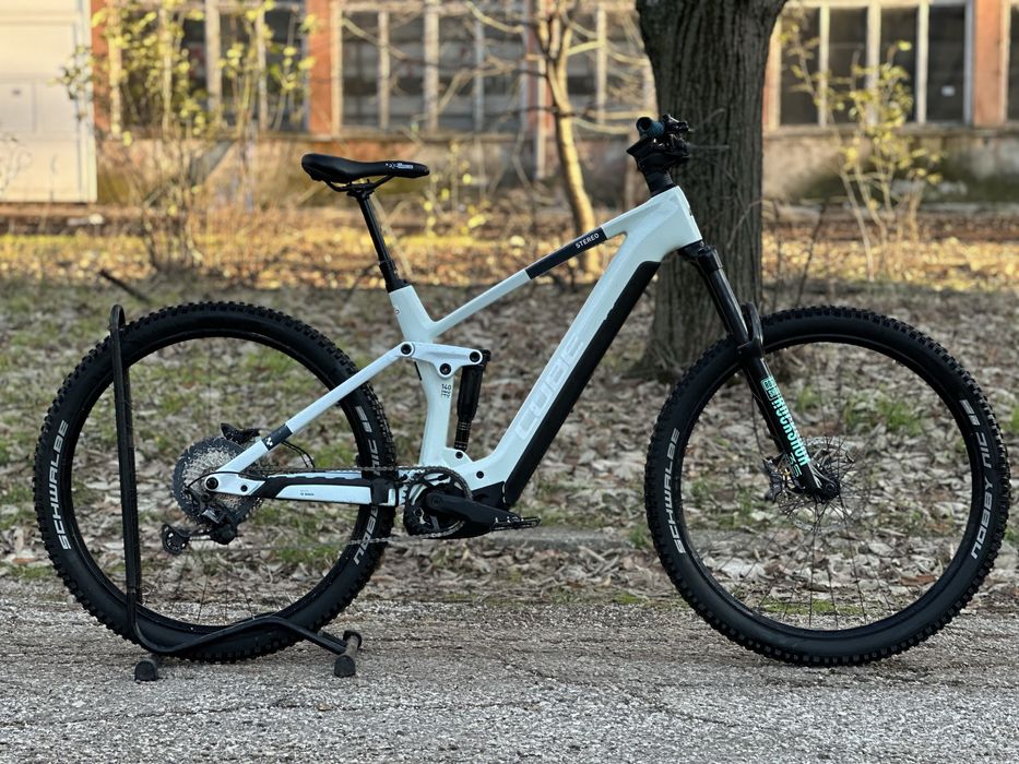 Електрически велосипед Cube Stereo 140 Карбон