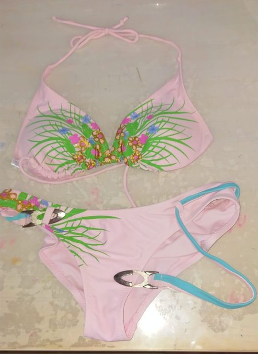 Продам купальник