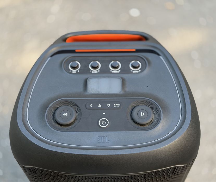 Аудио система JBL PARTYBOX ULTIMATE – 1100W RMS, DOLBY ATMOS, Wi-Fi, Bluetooth, Party Lights