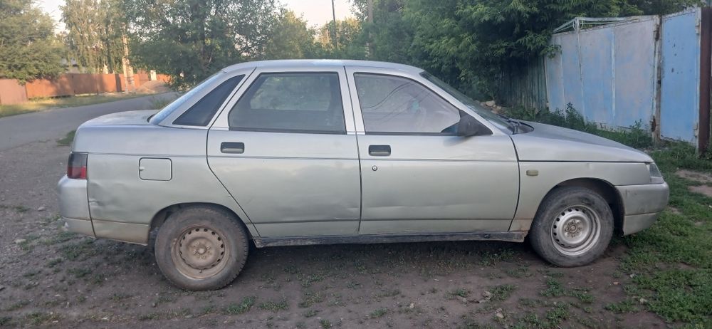 Продам ваз 2110 нахаду энжектор