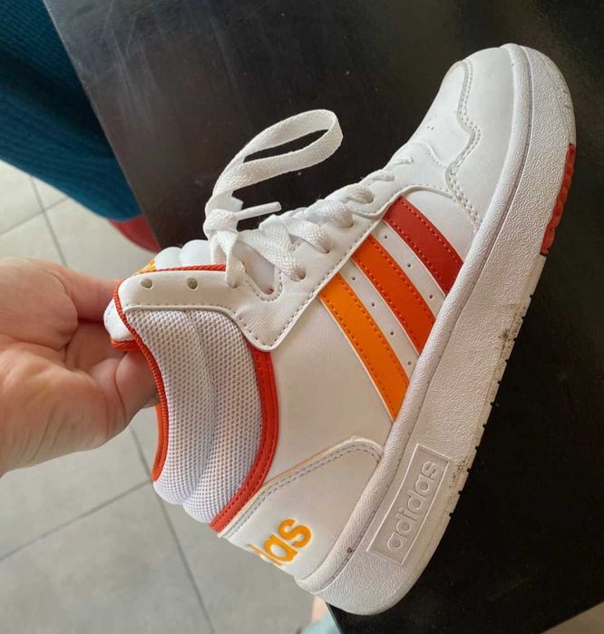 Adidași Adidas !