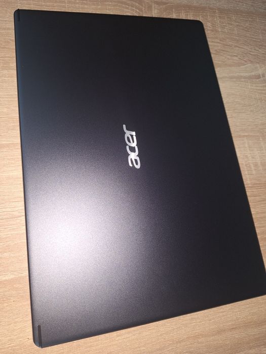 Laptop Acer Aspire 5 – Ryzen 3 5300U / 8GB RAM / Full HD / Stare Foarte Bună