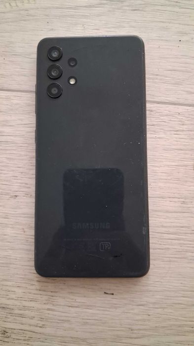 Продам телефон самсунг