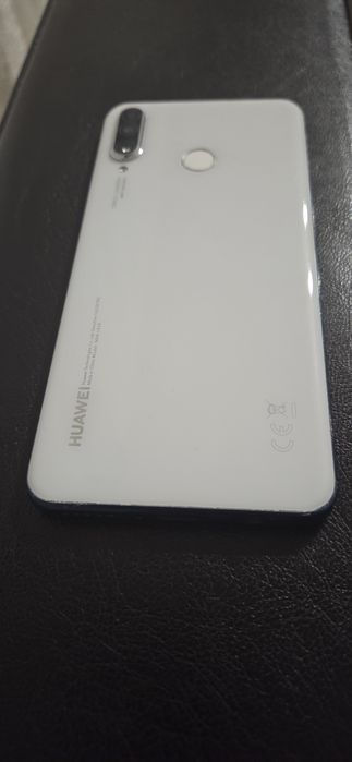 Vand Huawei P30 lite