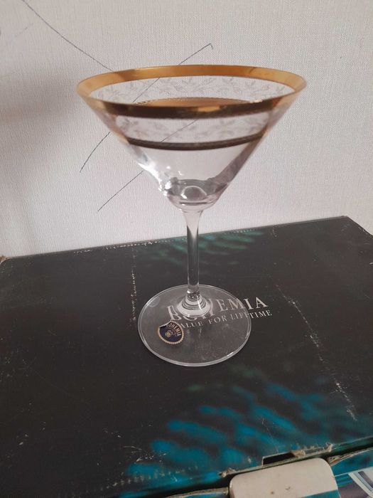 Продам стаканы 2 набора