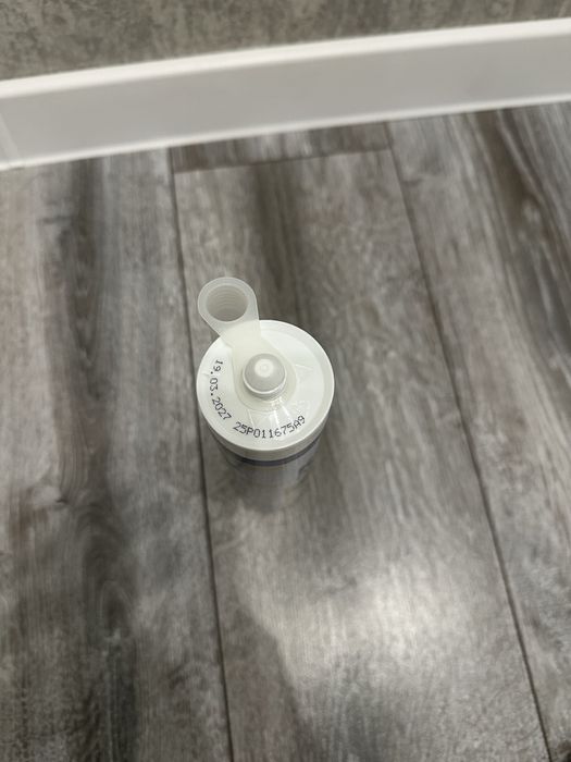 Продам клей вместо гвоздей 96