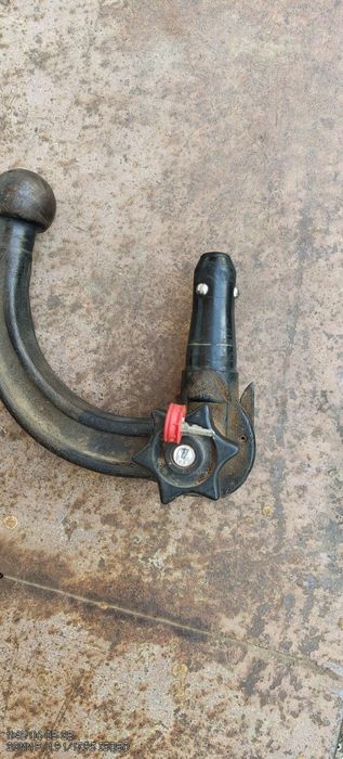 Теглич за автомобил