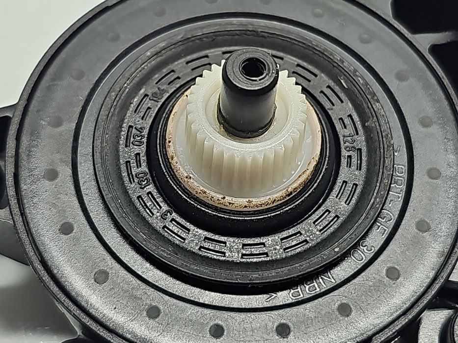 Motoras geam dreapta spate Skoda Octavia 3 (5E3) [Fabr 2012-2020] Berl
