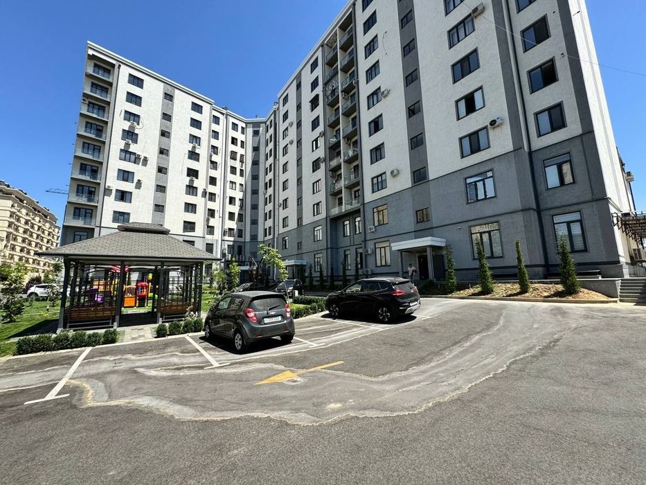 Продаётся квартира Дуплекс. Коробка . Юнусабадский район