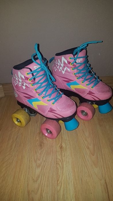 Детски кънки за момиче