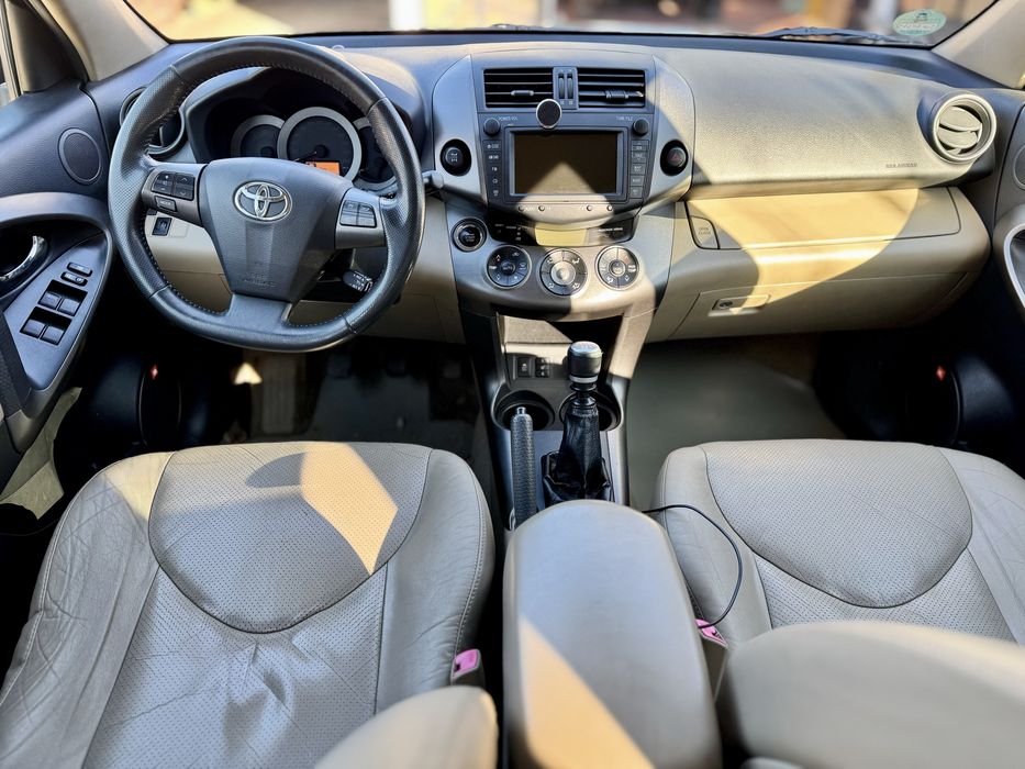 Toyota RAV4, 2011, 262.590 km, Diesel, 177 cp.