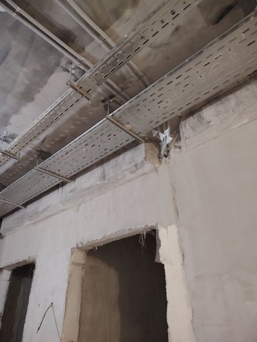 Слоботочник електирик