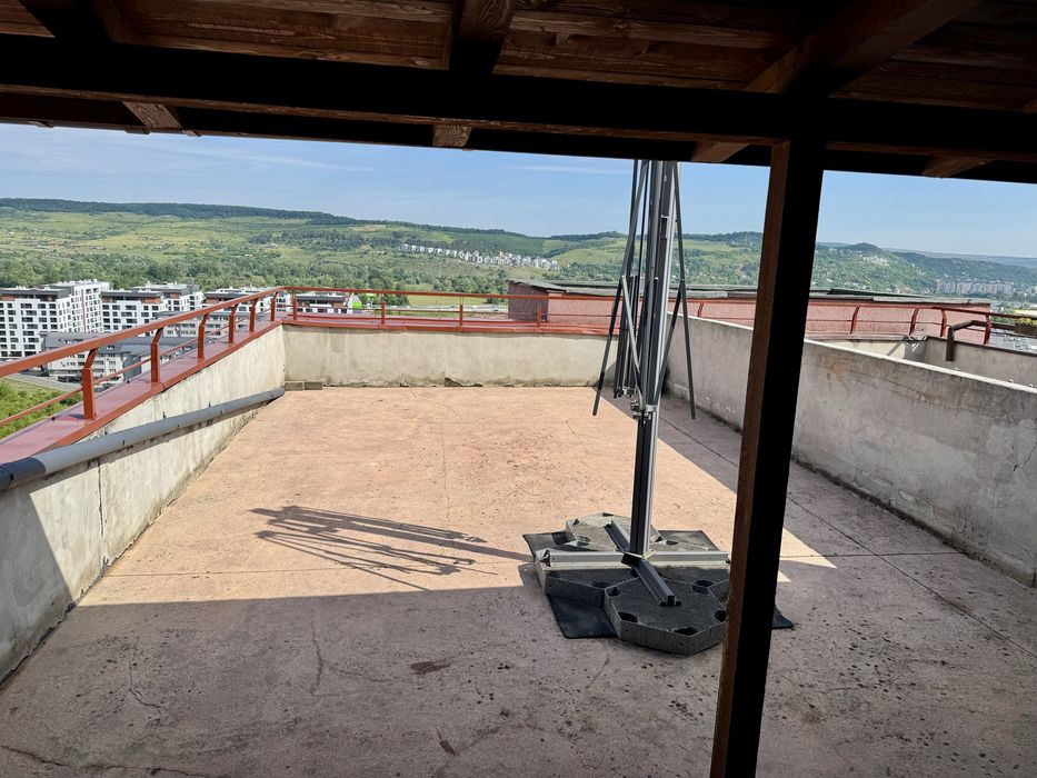 Apartament 2 camere, 57 mp, terasa 60 mp, zona Vivo, preț negociabil