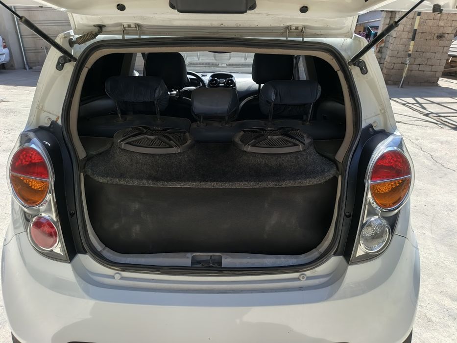 Chevrolet Spark sotiladi