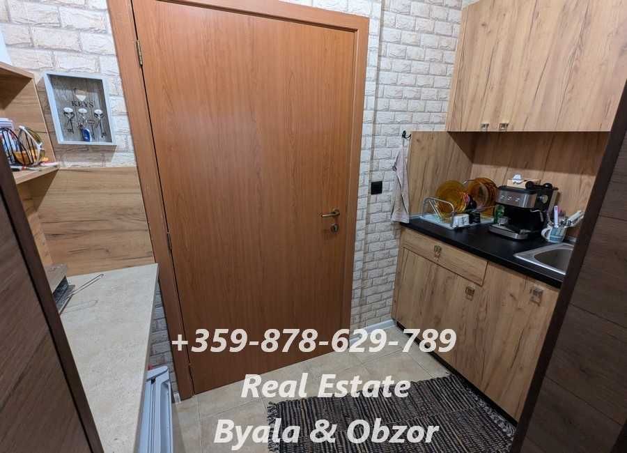 Продава се Двустаен апартамент в Бяла - 70 кв.м за 786 €/кв.м - Снимка #14