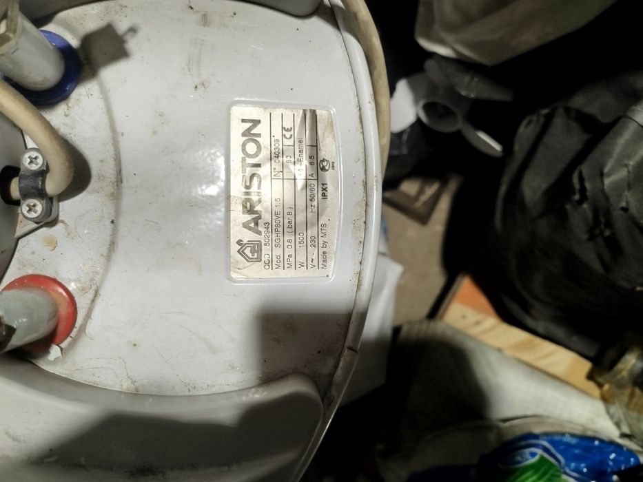 Продам бойлер на 100л