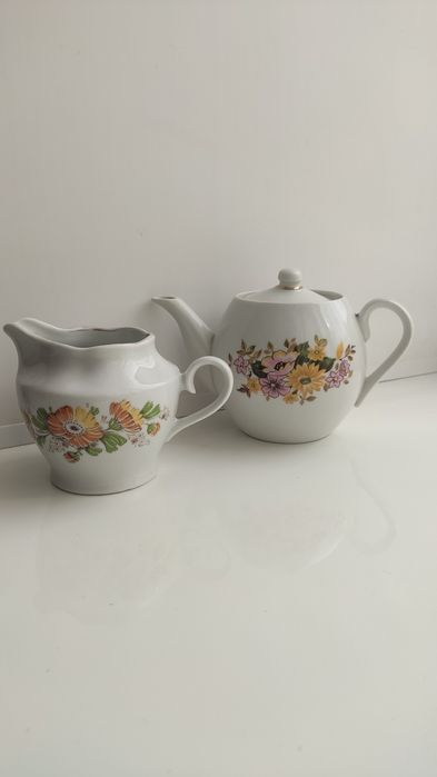 Посуда. Фарфор. Фаянс.