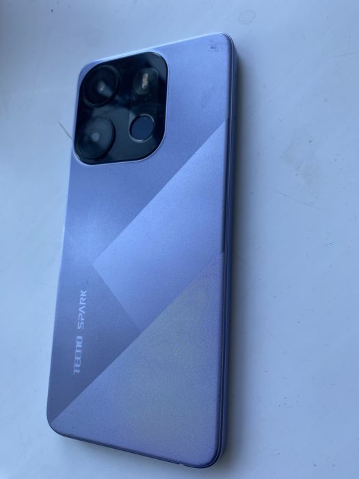 Продам телефон Tecno spark 2023