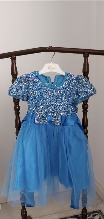 Продаются детский платья недорого