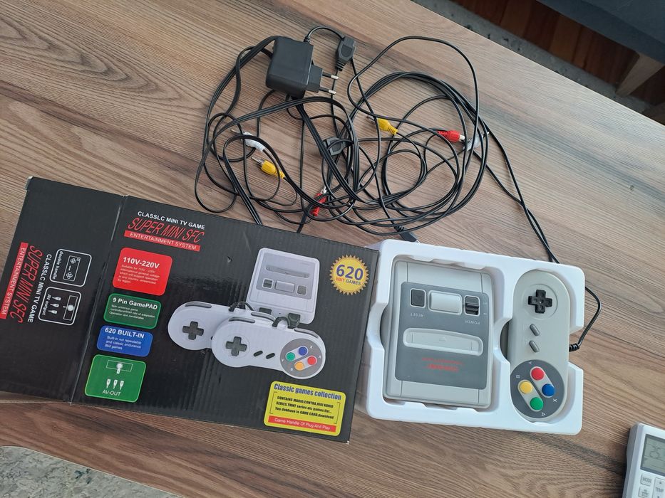 Конзолна ретро игра