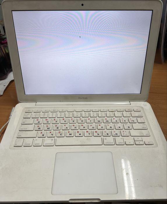 Продается macbook 2009 года